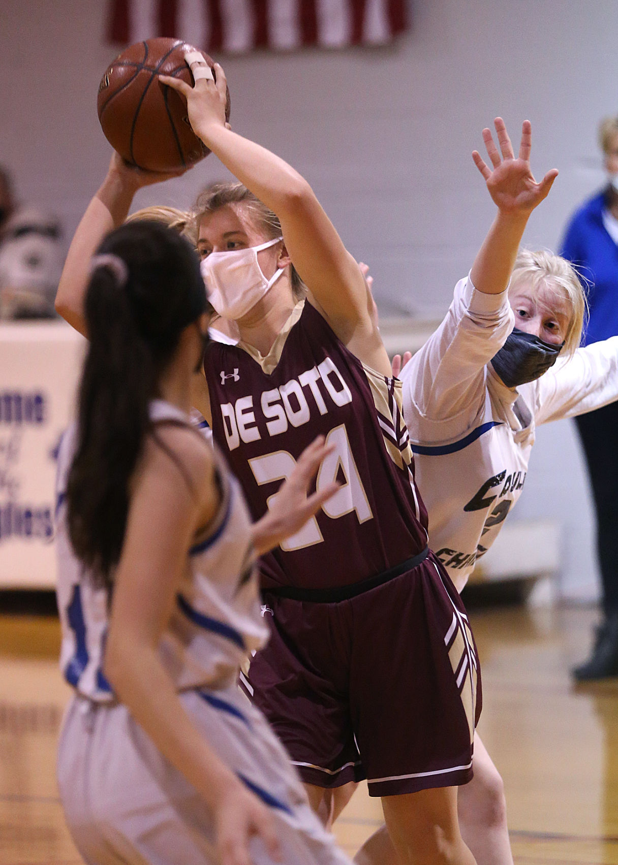 December 8: De Soto vs Coulee Christian